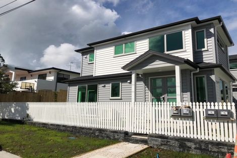 Photo of property in 2a Sherwood Avenue, Te Atatu South, Auckland, 0610