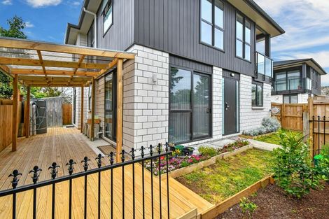 Photo of property in 2 Vanni Lane, Pahurehure, Papakura, 2113