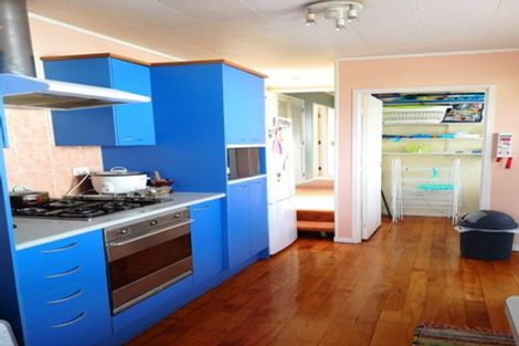 Photo of property in 1 Nan Place, Pakuranga Heights, Auckland, 2010