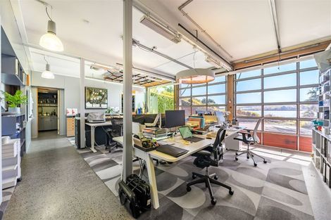 Photo of property in 360 Paremata Road, Whitby, Porirua, 5381