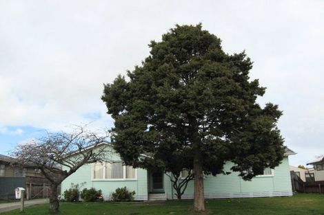 Photo of property in 37 Lipscombe Crescent, Havelock North, 4130