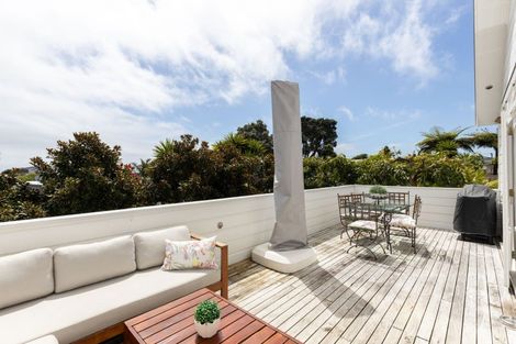 Photo of property in 122 Hine Street, New Plymouth, 4310