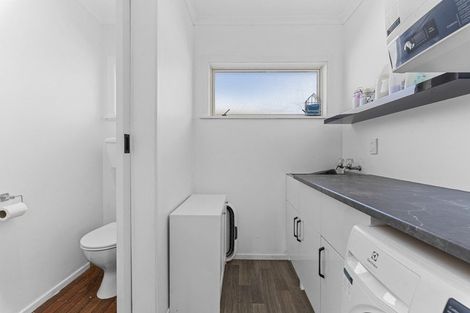 Photo of property in 6 Clearmont Crescent, Blagdon, New Plymouth, 4310