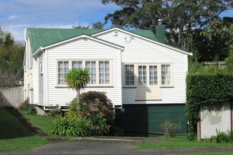 Photo of property in 58 Newington Road, Henderson, Auckland, 0612