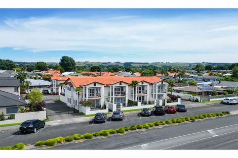 Photo of property in 2/1336 Pukuatua Street, Rotorua, 3010