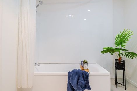 Photo of property in 15 Kaimanawa Street, Kelvin Grove, Palmerston North, 4414