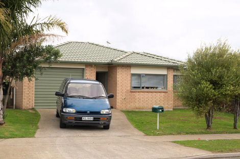 Photo of property in 5 Langiola Drive, Favona, Auckland, 2024