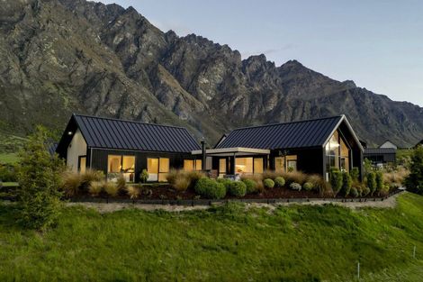 Photo of property in 1 Chimney Lane, Jacks Point, Queenstown, 9371