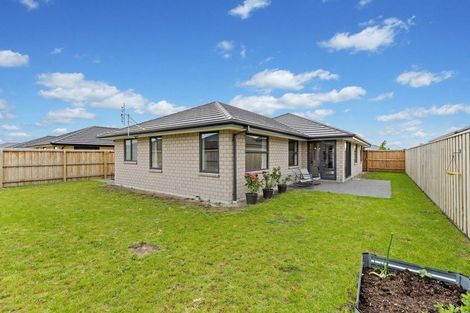 Photo of property in 175 Faringdon Boulevard, Rolleston, 7615