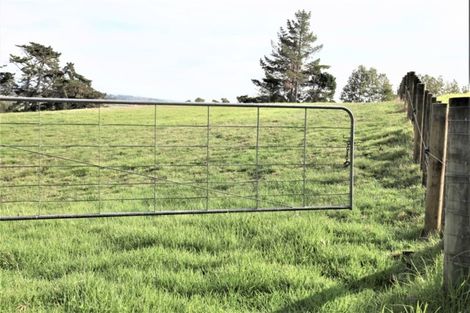 Photo of property in 181 Mangakura Road, Helensville, 0875