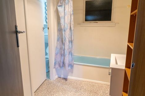 Photo of property in 137 Kaikorai Valley Road, Glenross, Dunedin, 9011