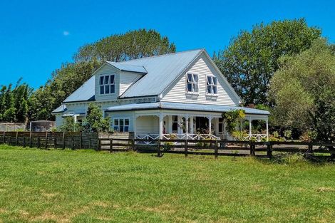 Photo of property in 2179 State Highway 16, Helensville, 0875