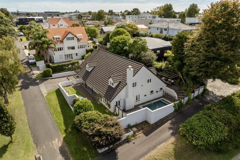 Photo of property in 77 Eleventh Avenue, Tauranga, 3110
