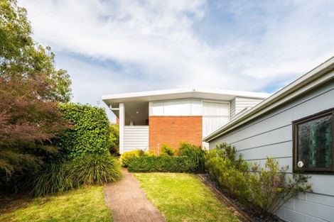 Photo of property in 30 Grassways Avenue, Pakuranga, Auckland, 2010