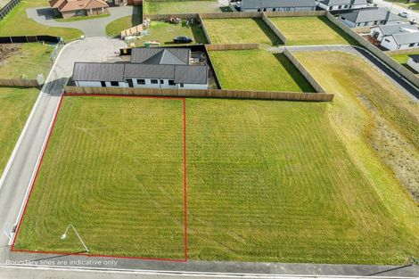 Photo of property in 37 Hawkins Road, Marshland, Christchurch, 8051