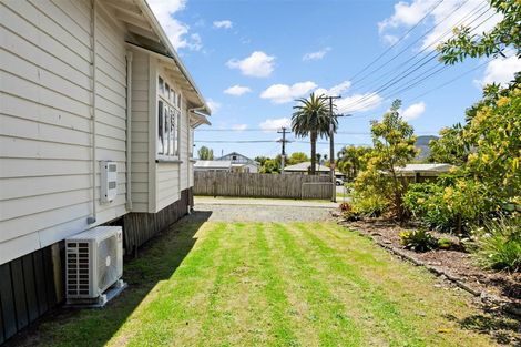 Photo of property in 2 Raewyn Street, Morningside, Whangarei, 0110