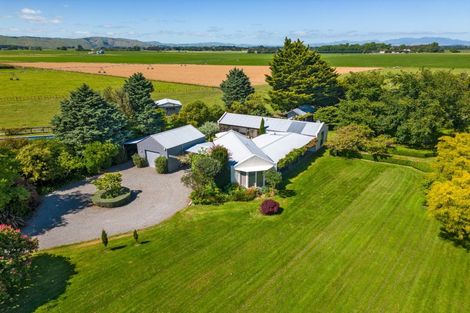 Photo of property in 32 Papawai Road, Papawai, Greytown, 5794