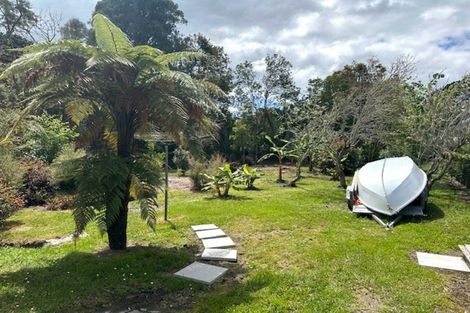 Photo of property in 21 Haruru Falls Road, Haruru, 0204