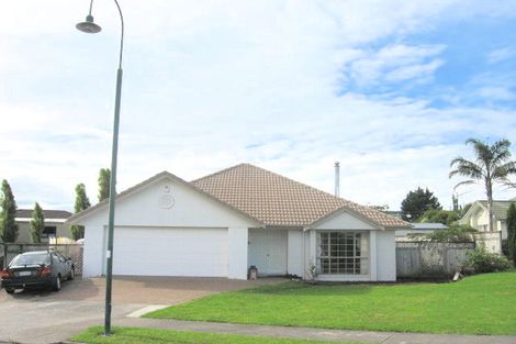 Photo of property in 7 Palmcrest Grove, Highland Park, Auckland, 2010