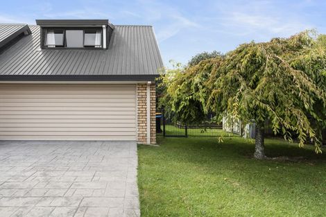 Photo of property in 93 Taylor Street, Cambridge, 3434