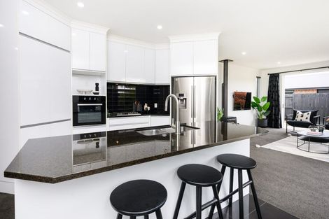 Photo of property in 93 James Line, Kelvin Grove, Palmerston North, 4414