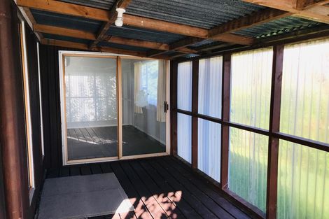 Photo of property in 1/3 Beach Road, Northcote Point, Auckland, 0627