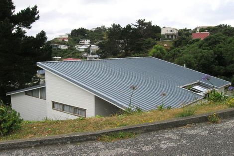Photo of property in 4 Clinton Way, Kingston, Wellington, 6021