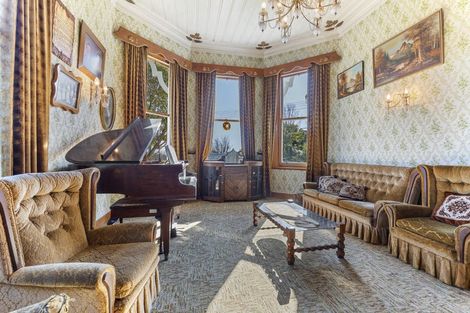 Photo of property in 265f Tukapa Street, Hurdon, New Plymouth, 4310