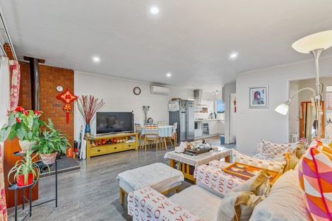 Photo of property in 1/11 Zita Maria Drive, Massey, Auckland, 0614