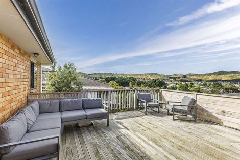 Photo of property in 93 Te Puia Drive, Aotea, Porirua, 5024