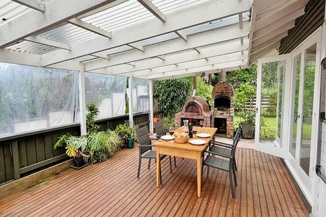 Photo of property in 19 Mappin Place, Chatswood, Auckland, 0626
