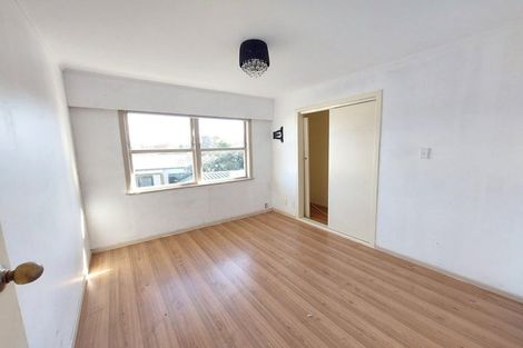 Photo of property in 5 Croydon Road, New Lynn, Auckland, 0600