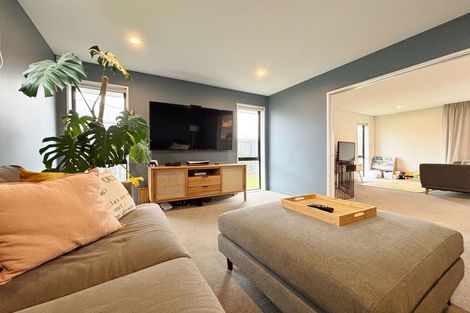 Photo of property in 17 Fairbairn Road, Rolleston, 7614