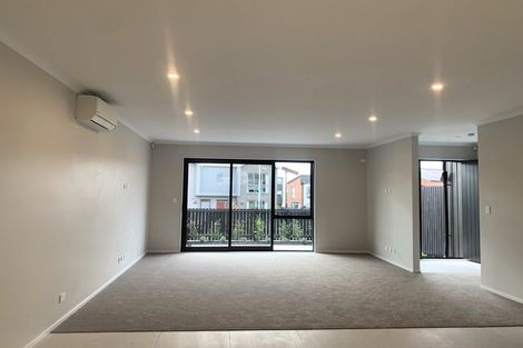 Photo of property in 21 Ringa Matau Road, Hobsonville, Auckland, 0616