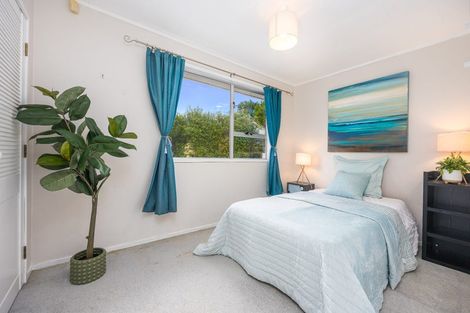 Photo of property in 98 Gallony Avenue, Massey, Auckland, 0614