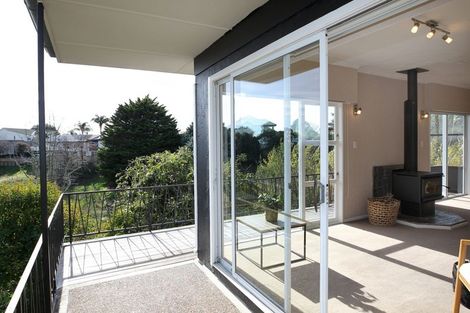 Photo of property in 51 Tainui Drive, Havelock North, 4130