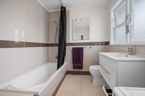 Photo of property in 92a Nelson Street, Howick, Auckland, 2014