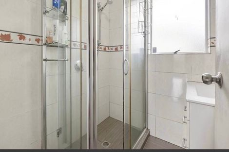 Photo of property in 66 Sikkim Crescent, Clover Park, Auckland, 2019