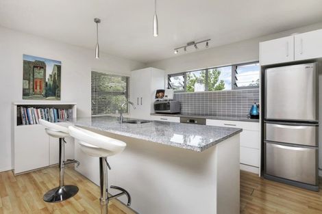Photo of property in 150a Glenfield Road, Birkenhead, Auckland, 0626