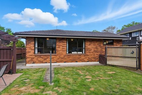 Photo of property in 12 Harkness Place, Avonhead, Christchurch, 8042