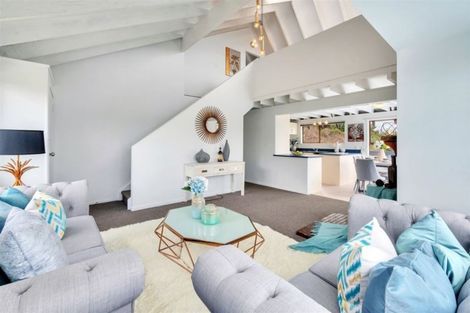 Photo of property in 42 Glenbervie Crescent, Massey, Auckland, 0614