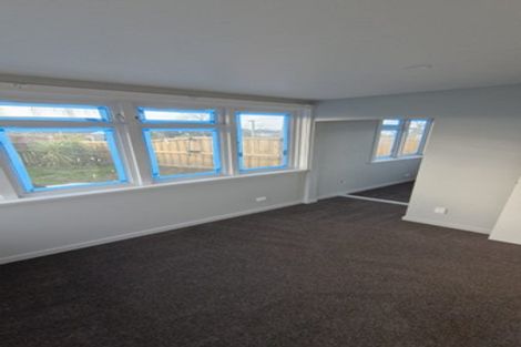 Photo of property in 19 Lambeth Crescent, Northcote, Christchurch, 8052