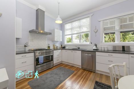 Photo of property in 12 Elliot Street, Riverhead, 0820