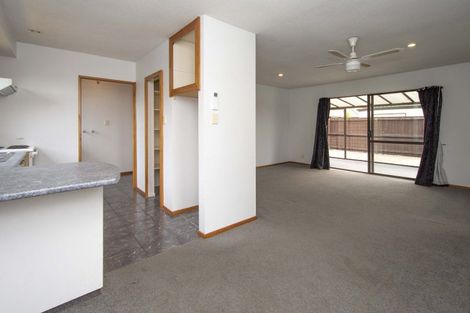 Photo of property in 1/46 Shannon Place, Belfast, Christchurch, 8051