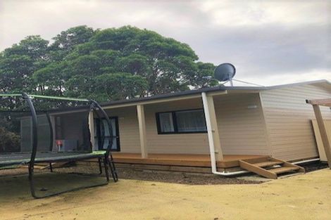 Photo of property in 51 Christmas Road, Manurewa, Auckland, 2102