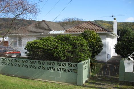 Photo of property in 44 Wood Street, Wainuiomata, Lower Hutt, 5014