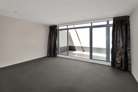 Photo of property in Las Olas De Cuba, 4/35 Torrens Terrace, Mount Cook, Wellington, 6011