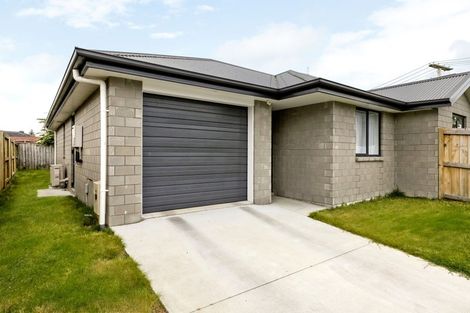 Photo of property in 2u3 Masefield Drive, Enderley, Hamilton, 3214