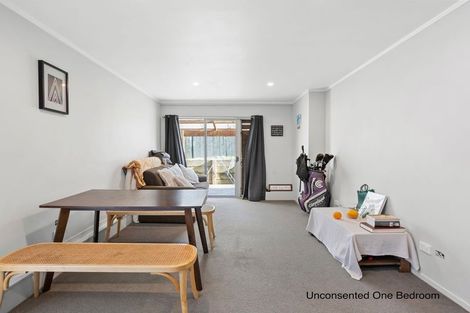 Photo of property in 56 Makora Road, Massey, Auckland, 0614