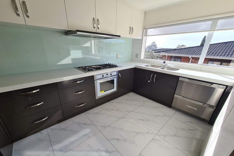 Photo of property in 29 Petrel Place, Massey, Auckland, 0614